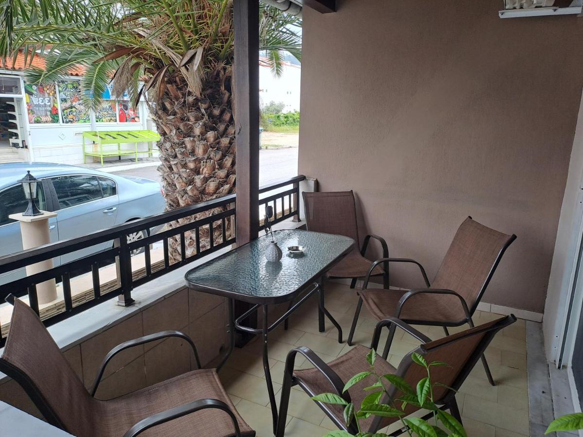 Black Rose Sarti Exterior photo